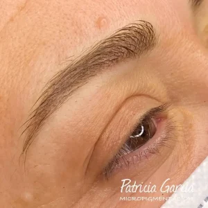 Micropigmentación de cejas pelo a pelo en centro de estética Albacete