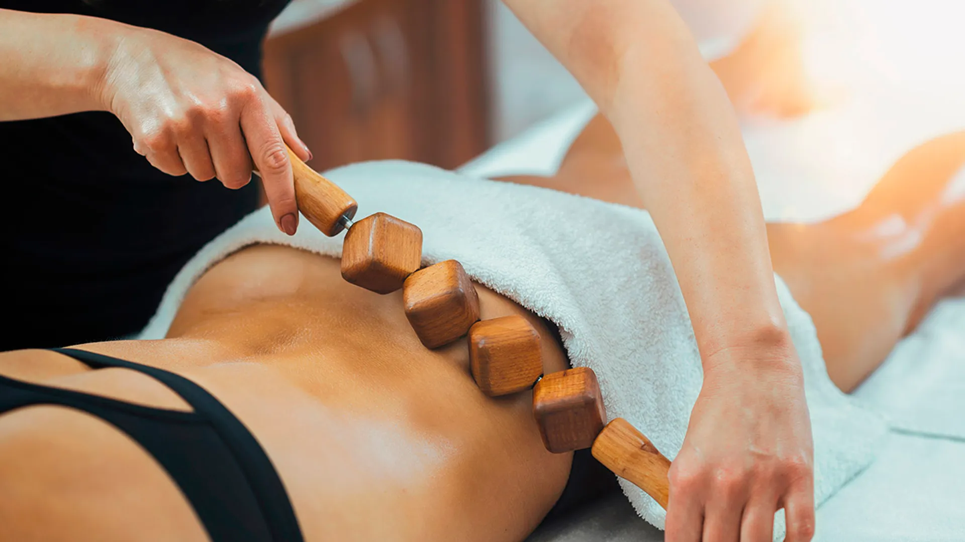 Maderoterapia corporal profesional en centro de estética Lucía Argandoña Albacete